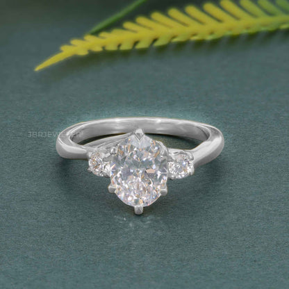 Trellis Three Stone Oval Cut Moissanite Diamond Ring