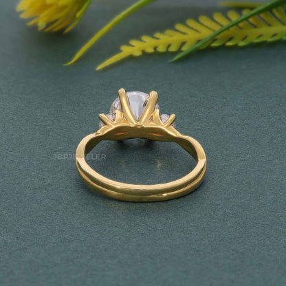 Bague de fiançailles à trois pierres rondes et diamants cultivés en laboratoire, vigne torsadée