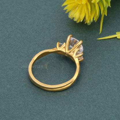 Bague de fiançailles à trois pierres rondes et diamants cultivés en laboratoire, vigne torsadée