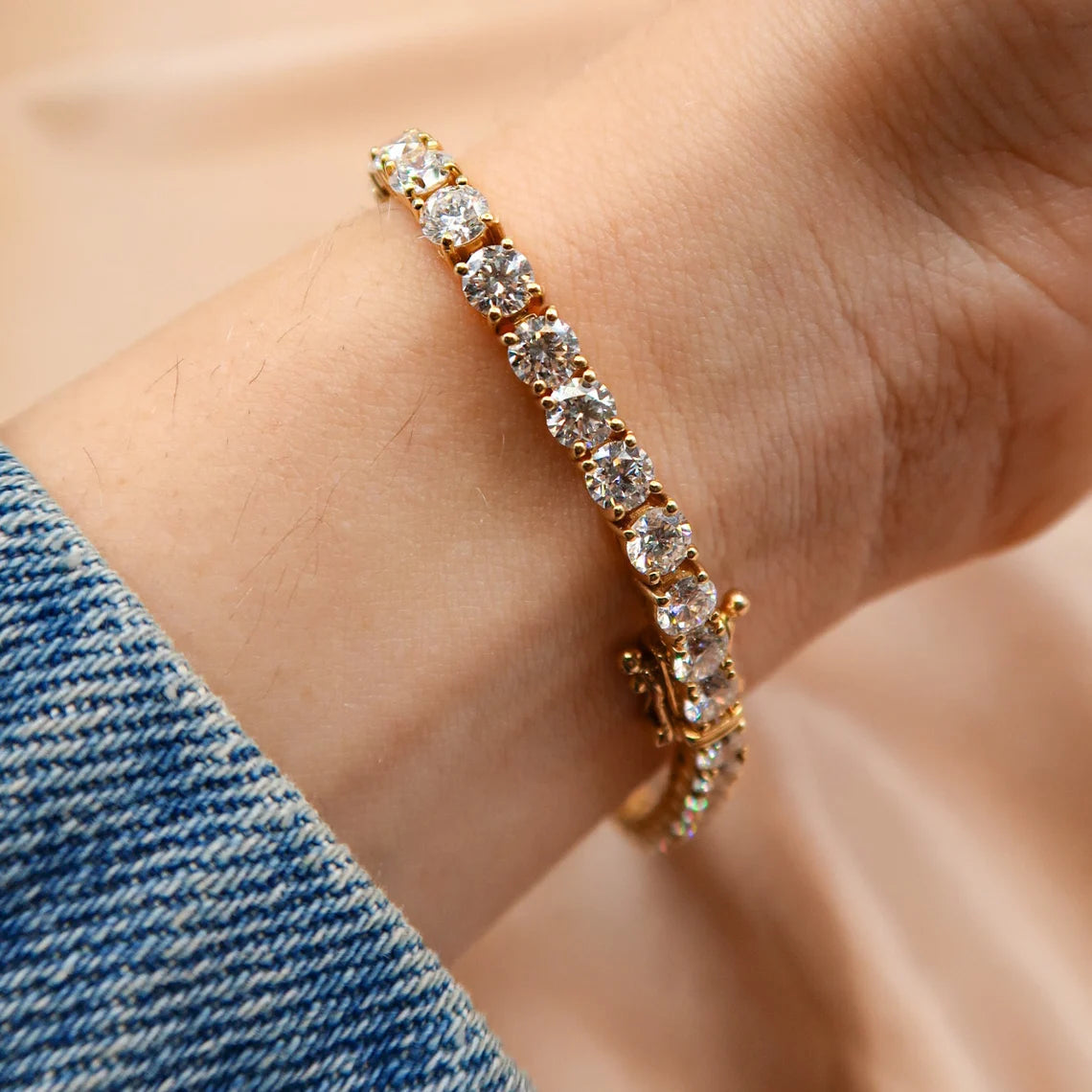 Bracelet de perles en forme de cœur en or 14 carats 