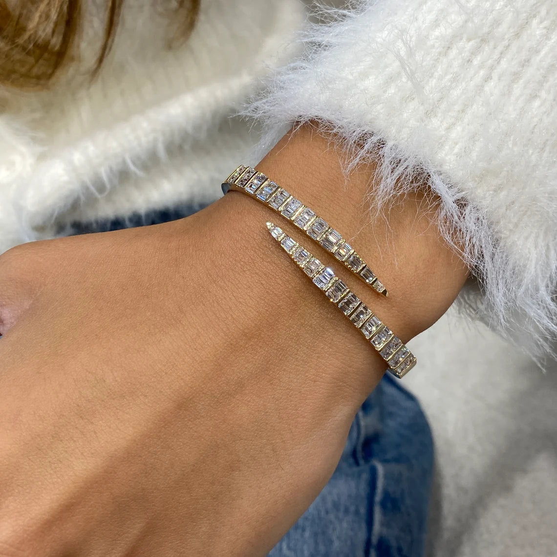 14k Yellow Gold Baguette Cut Lab Grown Diamond Bar Set Bangle Bracelet - JBR Jeweler