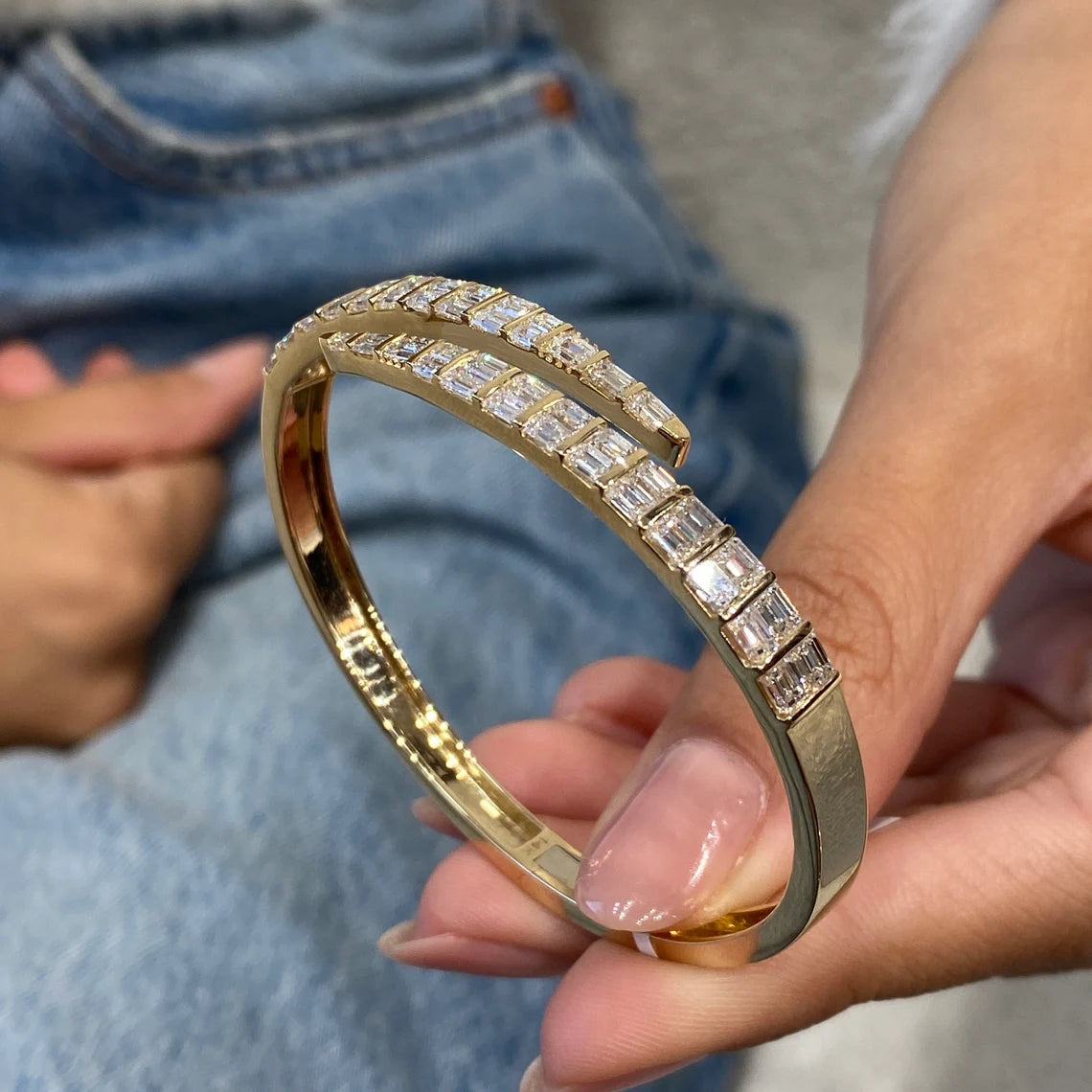 14k Yellow Gold Baguette Cut Lab Grown Diamond Bar Set Bangle Bracelet - JBR Jeweler