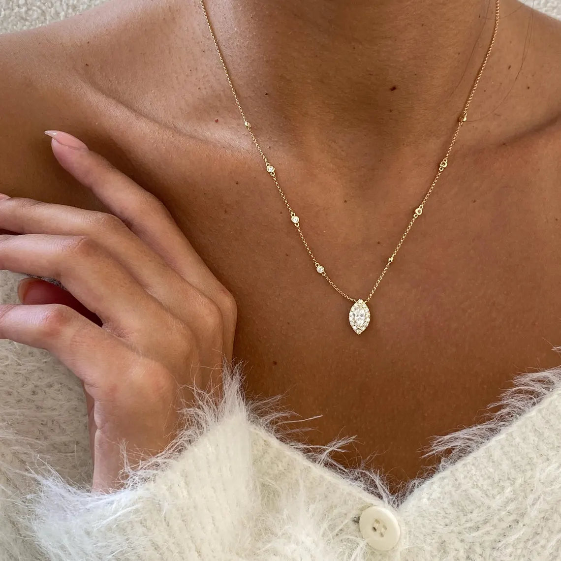 14K Yellow Gold Round & Marquise Cut Cluster Setting Lab-Grown Diamond Pendant Necklace - JBR Jeweler