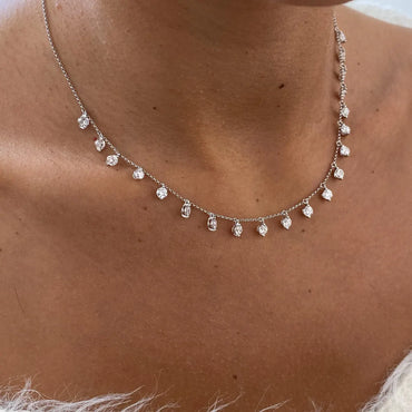 Collier de diamants cultivés en laboratoire de trèfle artificiel de luxe mini mignon de 14 carats