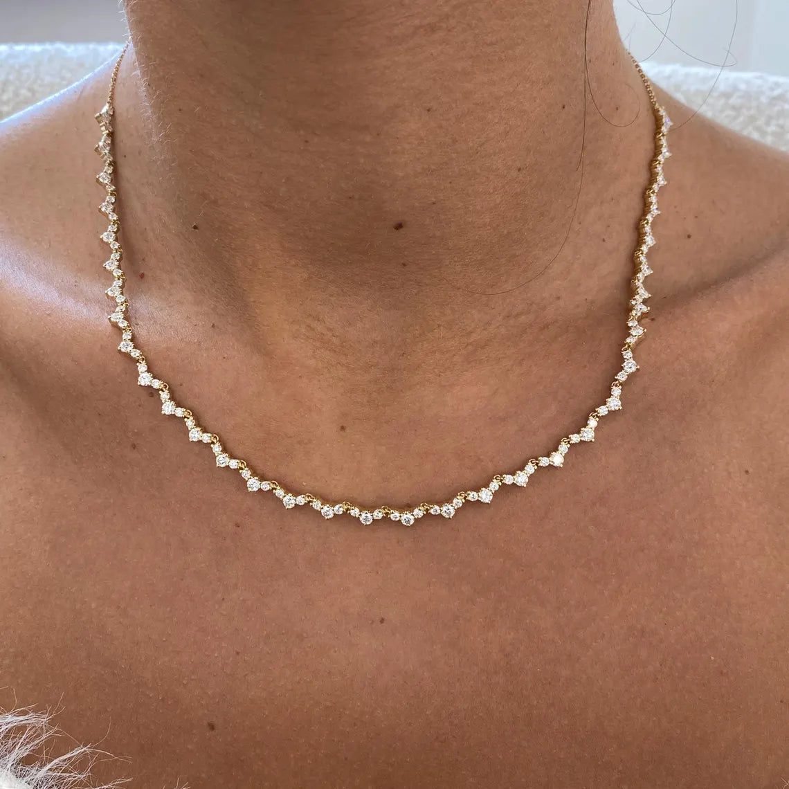 Collier de diamants cultivés en laboratoire de trèfle artificiel de luxe mini mignon de 14 carats