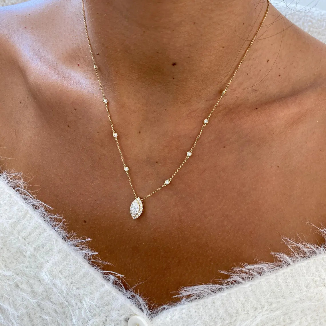 14K Yellow Gold Round & Marquise Cut Cluster Setting Lab-Grown Diamond Pendant Necklace - JBR Jeweler