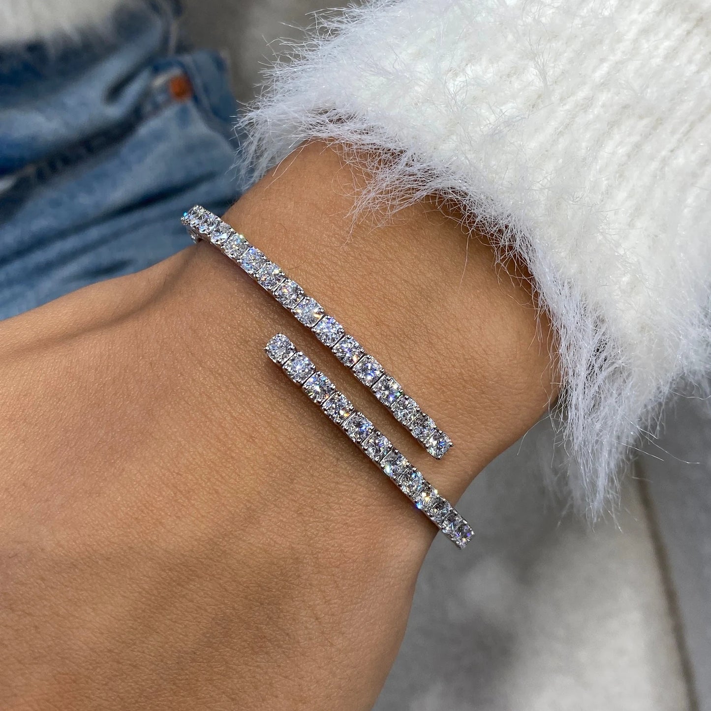 14k White Gold, Round Cut Lab Grown Diamond Prong Setting Bangle Tennis Bracelet