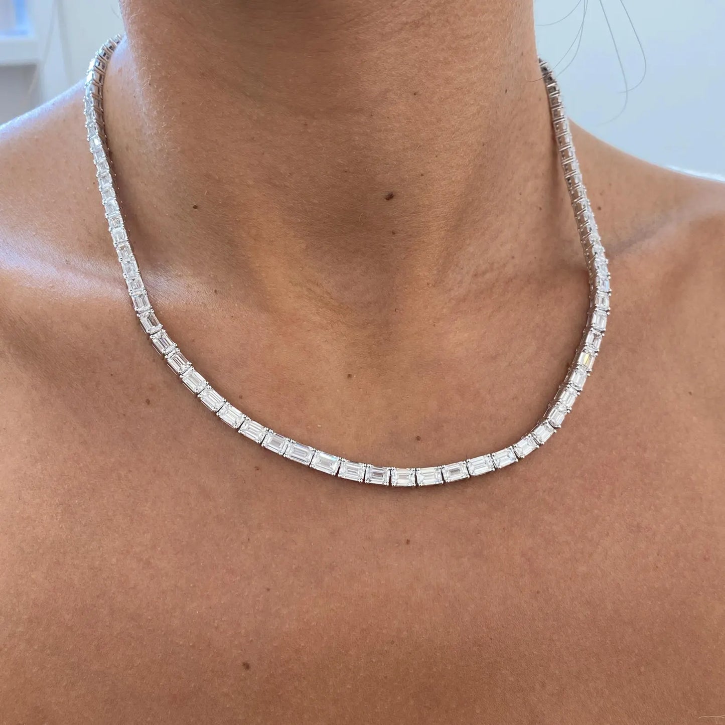 Collier de diamants cultivés en laboratoire de trèfle artificiel de luxe mini mignon de 14 carats