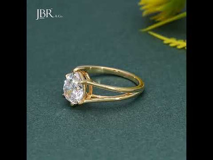 Split Band Pear Cut Moissanite Diamond Solitaire Ring