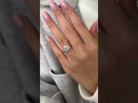 Bague de fiançailles avec accent marquise et diamant cultivé en laboratoire Asscher de 1,00 ct