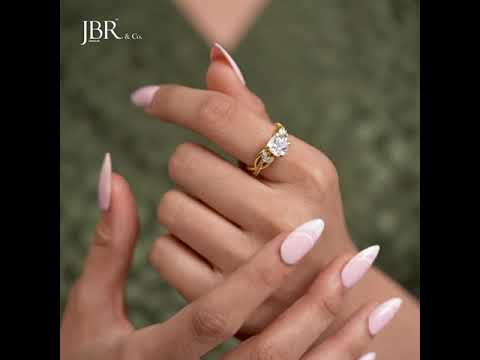 Bouquet Cushion Moissanite Diamond Engagement Ring