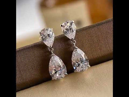 Boucle d'oreille pendante en moissanite taille poire 3.00 TCW