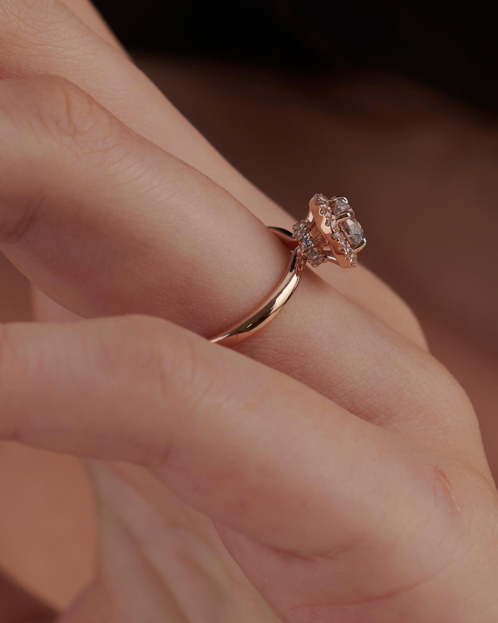 JBR Jeweler Lab Grown Engagement Ring Round Lab Grown Diamond Collar Round Solitaire Halo Ring